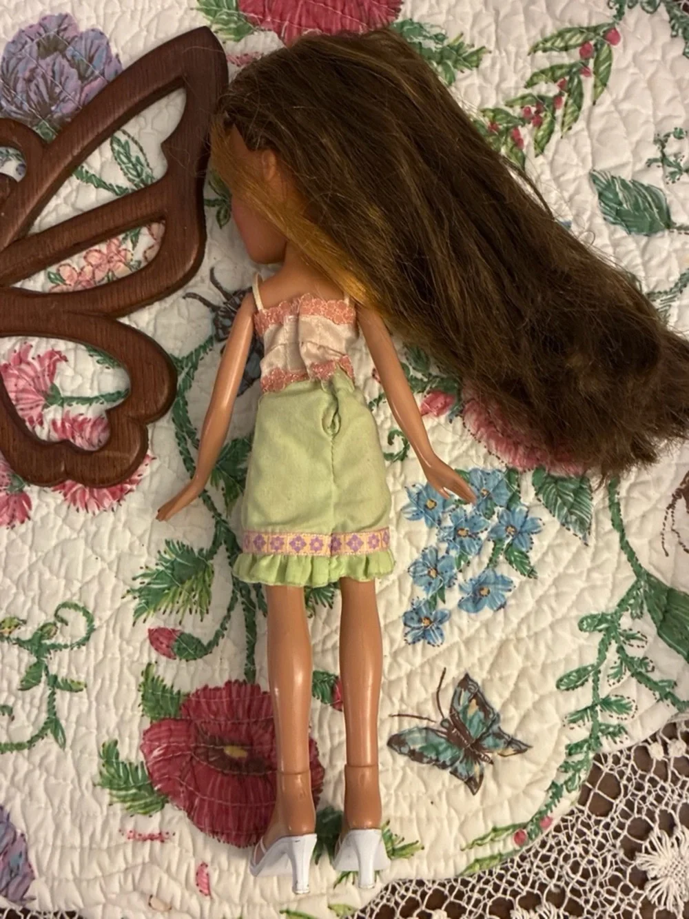 Original Y2K Bratz Brunette with high Fashion Doll with highlights